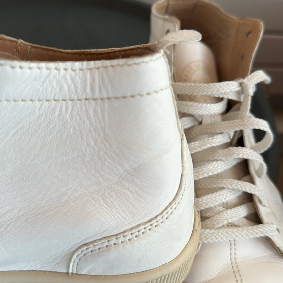 American Rhino Sneakers - Picture 8 of 9